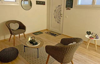 Soins, massages thrapeutiques et nergtiques, sonothrapie, mditation, voyage sonore, gurison, voyage au cur de soi, atelier intuition, stage, mediumnit