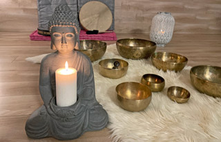 Soins, massages thrapeutiques et nergtiques, sonothrapie, mditation, voyage sonore, gurison, voyage au cur de soi, atelier intuition, stage, mediumnit